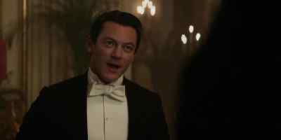 Isabella is sleeping now. - The Alienist