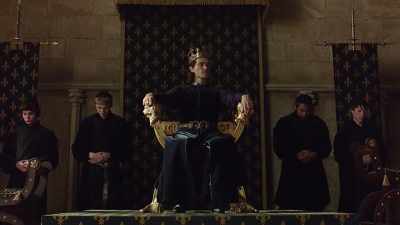 Isabella's favorite stallion.
A gift to England. - Knightfall