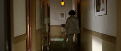Isn't he sleeping in the study? - Mr  Nobody