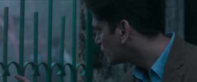 Isn't she… the one from the café? - Jaane Jaan