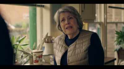 - Isto magoa-os mesmo.
- Perdoa-los? - Years and Years
