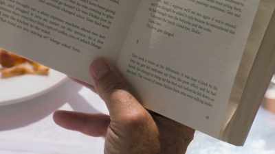 "It was 4 o'clock by the time
he got his suitcase - Write Around the World with Richard E Grant