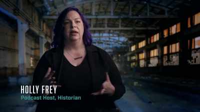 It is a 45-ton,
seven cannon barque. - The UnBelievable with Dan Aykroyd