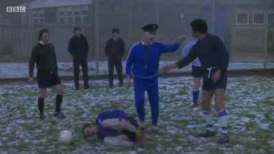 It was a 50-50 ball
and he bottled out! - Porridge