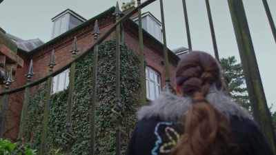 It was a, a commune, you know,
where there were 25, 30 people - Children of the Cult