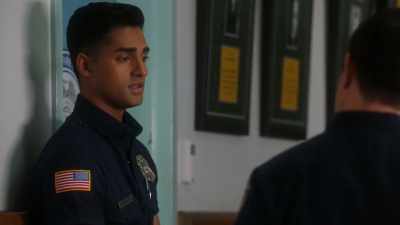 It was a father
and his two kids. - 9-1-1