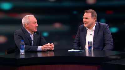 It was a joke, yeah. It was one blade
when Chevy did it. - Norm Macdonald Has a Show