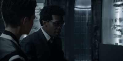It has a parallel conductor
that generates a pulsed force - Batwoman