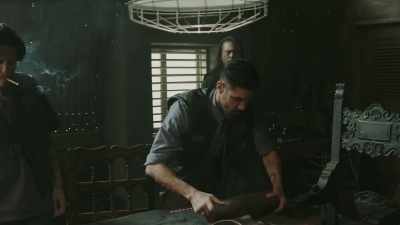 -It was a solitary decision.
TAZA: He had no bedroll. - Mayans M.C.