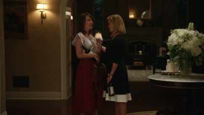 ‐ It was a surprisingly good book club
despite you‐know‐who. - Little Fires Everywhere