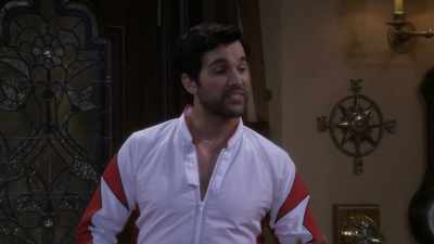 It was a training race car
with two steering wheels. - Fuller House