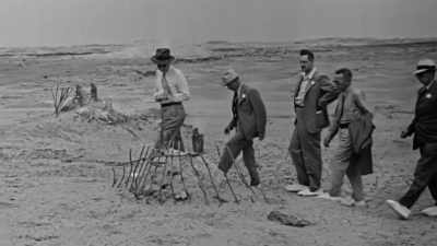 It was a world-changing moment, - To End All War: Oppenheimer & the Atomic Bomb