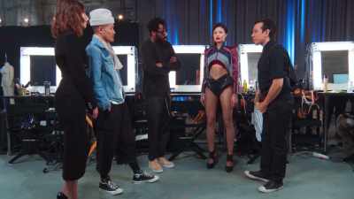 It was all based on the USO pinup girl. - Next in Fashion