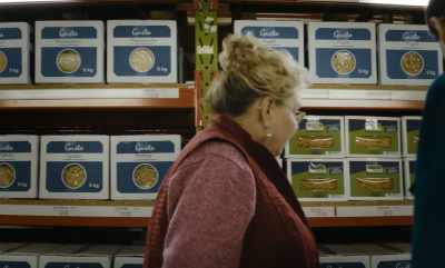 It all looks the same.
- Careful now. Those have ridges, - In the Aisles