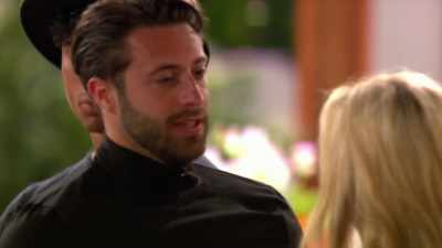 ‐It is all right.
‐No, listen to me, - Love Island
