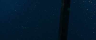 It almost broke through the cage.
We're not safe here anymore. - 47 Meters Down