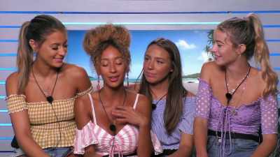 >> IT ALMOST FEELS LIKE WE'RE
GOING SHOPPING FOR OUR WEDDING - Love Island