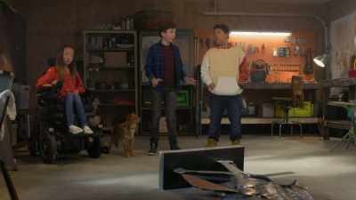 It was an accident, but we have
to fix it fast. Simon, help me out. - The Healing Powers of Dude