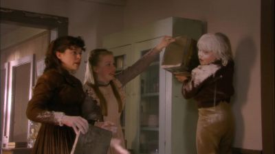 It was an accident Mother - An Old Fashioned Thanksgiving