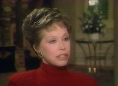 It was at that point
that we started looking - Being Mary Tyler Moore
