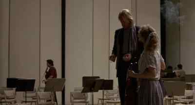 - It was beautiful, Max.
- Better than Szell's version? - The Money Pit