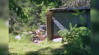 It began when the neighbor's
grandfather - Neighborhood Wars