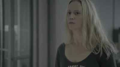 - It belongs to Daniel Farbé.
- The journalist? - The Bridge