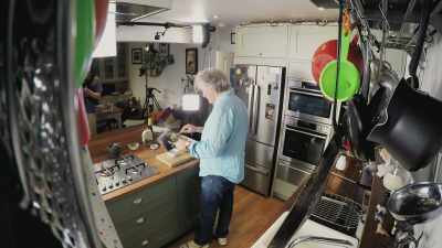 It was bubbling and making
that little pop-pop noise. - James May: Oh Cook!