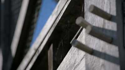 It was built with oak pegs
and it is absolutely fantastic. -- Wow. - Extraordinary Escapes with Sandi Toksvig