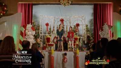 ♪ It came upon a
midnight clear ♪ - Our Christmas Love Song