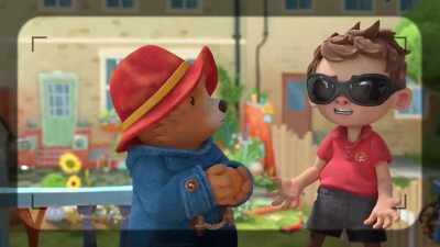 It can't get into the hands
of the evil count! - The Adventures of Paddington