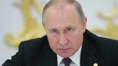 It certainly is true that he was
very close to Berlusconi. - Putin: A Russian Spy Story