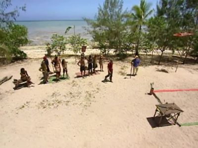 IT COMES DOWN TO EDGARDO FOR
RAVU. - Survivor
