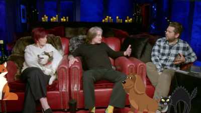 - It could be a cat, dog, fox, wolf, bear.
- No. The shape wasn't a cat. - The Osbournes Want to Believe