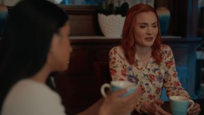 It was Daniel's knife
that killed Emilio. - Aurora Teagarden Mysteries: Death at the Diner