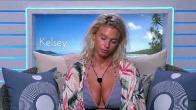 IT DEFINITELY SUCKS NOT FEELING
LIKE YOU'RE NOT GOOD ENOUGH I - Love Island