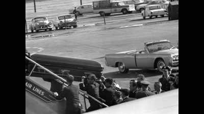 It definitely wasn't the fancy casket - JFK: What The Doctors Saw