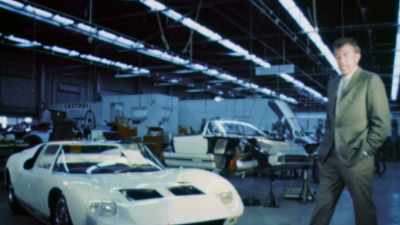 It was designed and built
by Ford engineers - Shelby American