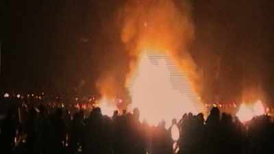 It did feel like
this unifying force, - Woodstock 99: Peace Love and Rage