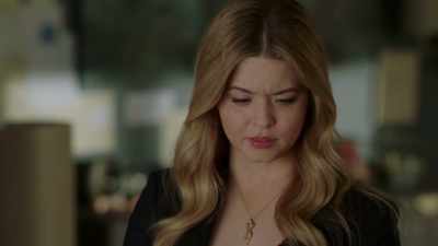It does, which is good
because if I don't find out - Pretty Little Liars: The Perfectionists