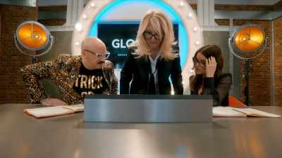 It does, yeah. The petals,
look, are beautifully executed. - Glow Up: Britain's Next Make-Up Star