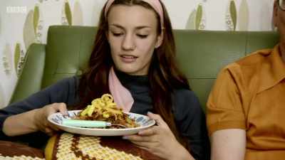 - It doesn't look as... 
- Don't worry about that, just get it in here. - Back in Time for Dinner