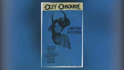 It was during a show
in Des Moines, lowa - Randy Rhoads: Reflections of a Guitar Icon