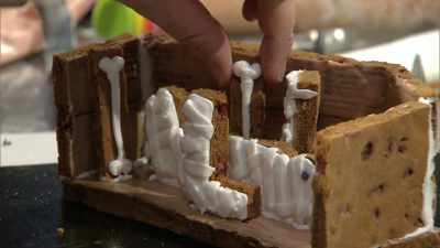 It is extremely important
to give as much support - Halloween Cookie Challenge