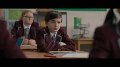 It falls, gradually decomposes, - Bridget Jones: Mad About the Boy