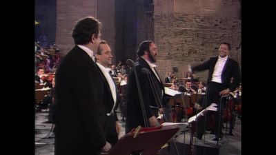 It was fantastic in the artistic side - Pavarotti