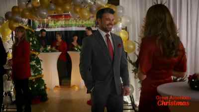 - It fits perfectly.
- Thanks. - Christmas Under the Northern Lights