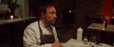 It' his gloves, he's without
gloves on cross-contamination - Boiling Point