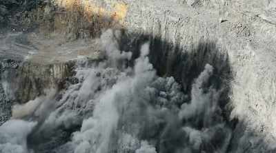 It has great sensory equipment
to find mines, - Mysteries of the Deep