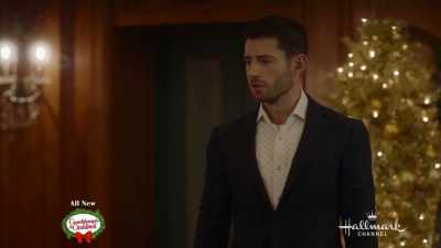 - It has?
- And I quote: - A Royal Queens Christmas